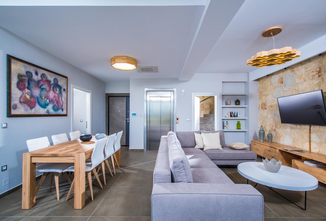 Orama Luxury 4 Bedrooms With Private Pool Villa Hersonissos (Crete)